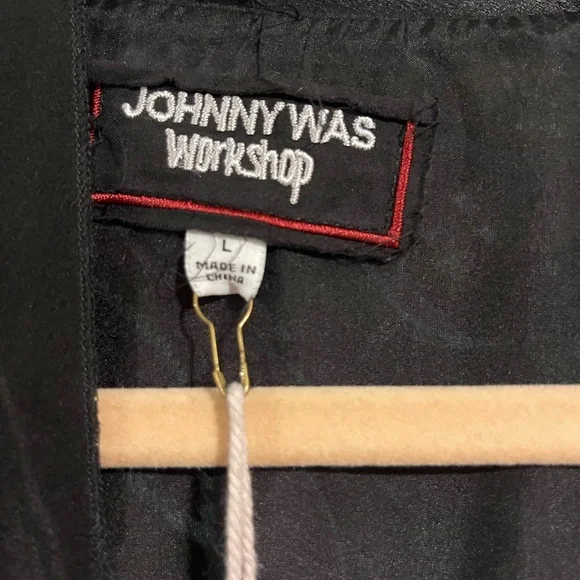 Johnny Was NWT Black Floral Cape - Picture 10 of 13